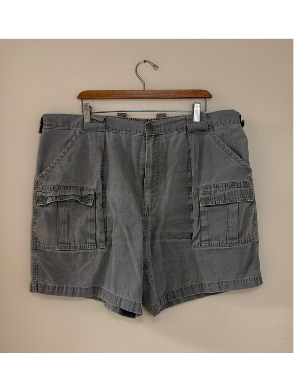 Weekender Cargo Shorts Mens 42 Grey Cotton